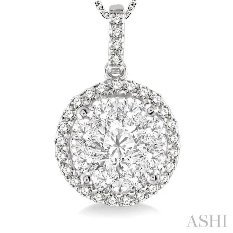 1 1/2 Ctw Lovebright Round Cut Diamond Pendant in 14K White Gold with Chain