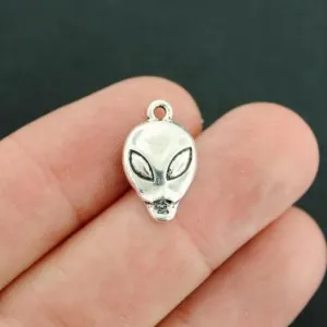 6 Alien Antique Silver Tone Charms - SC7828