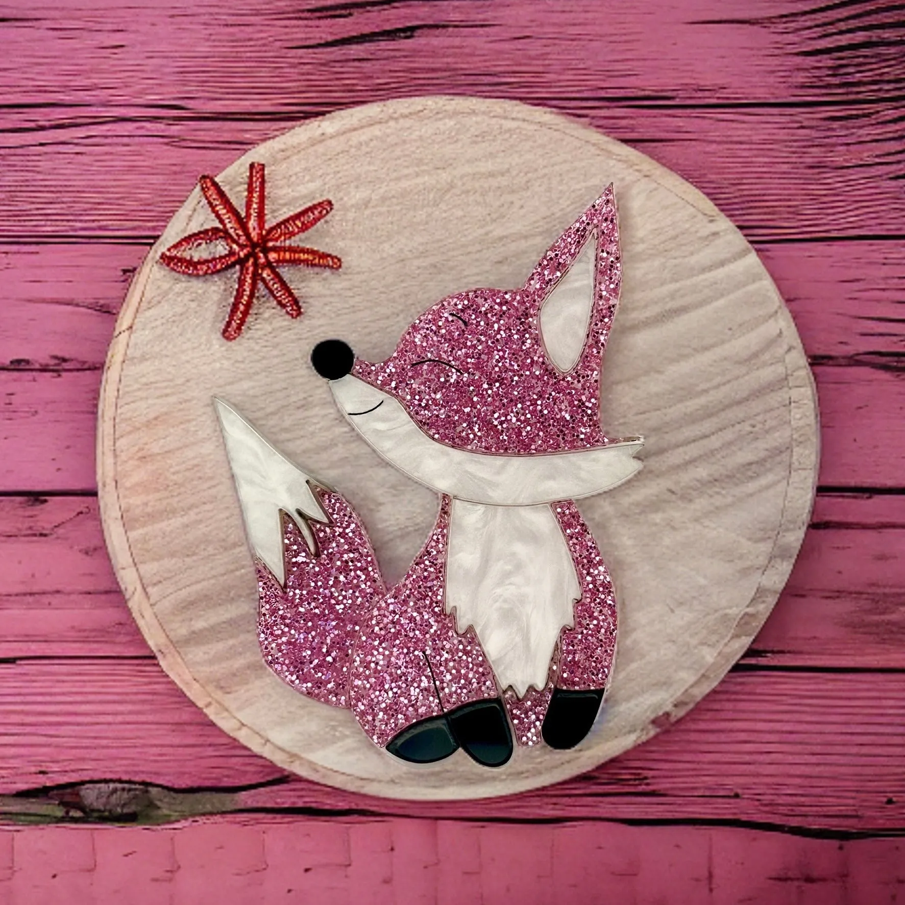 Barbie the fox 🌸 - brooch