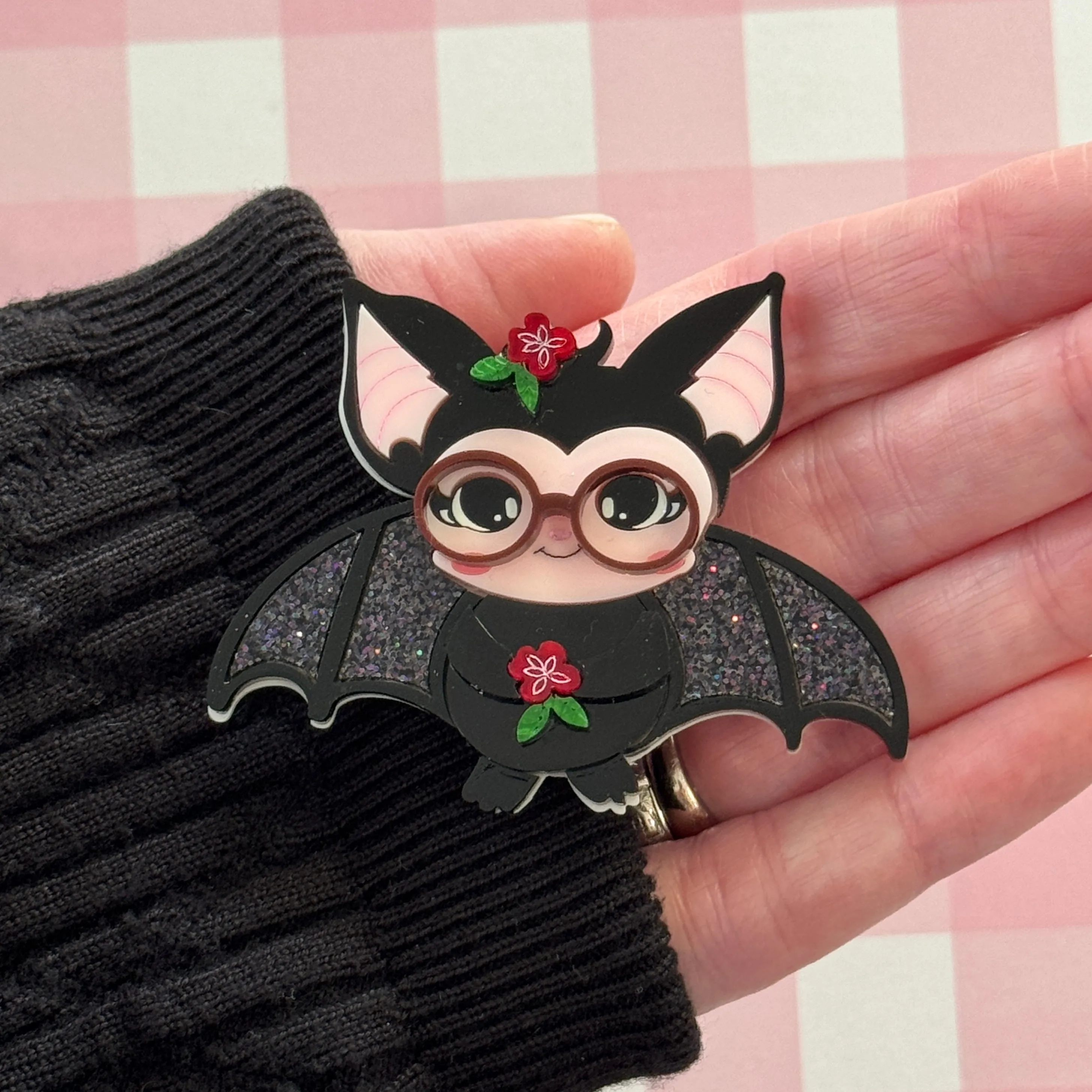 Bella the bat 🦇 - Brooch