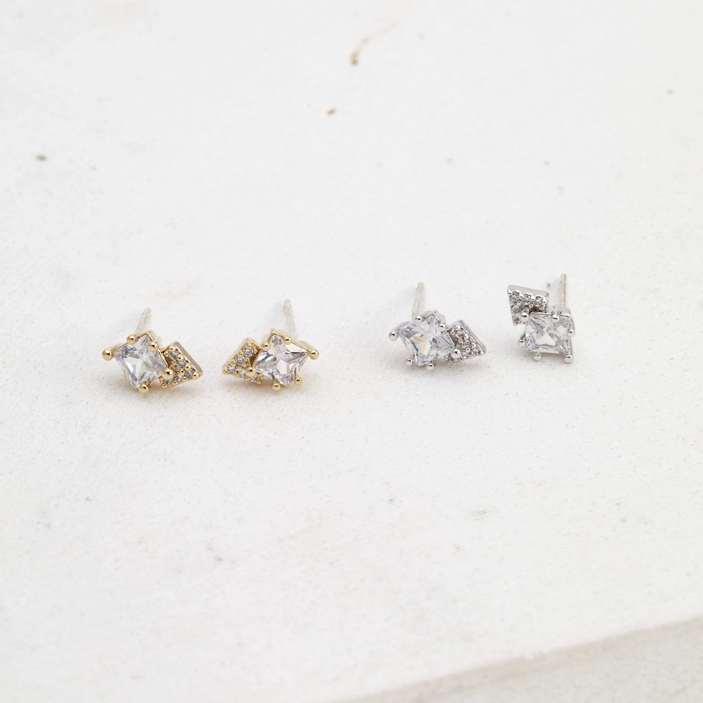 Nia Stud Earrings